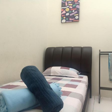Kh Homestay Comfy N Calm Seri Manjung Luaran gambar